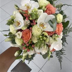 Rose , lizzi and orchid bouquet
