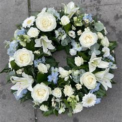 White Wreath including Blue